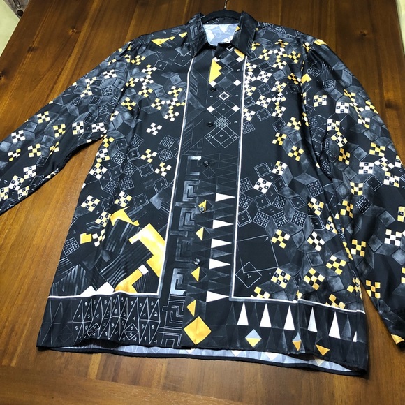 Versace silk shirt - Picture 2 of 6